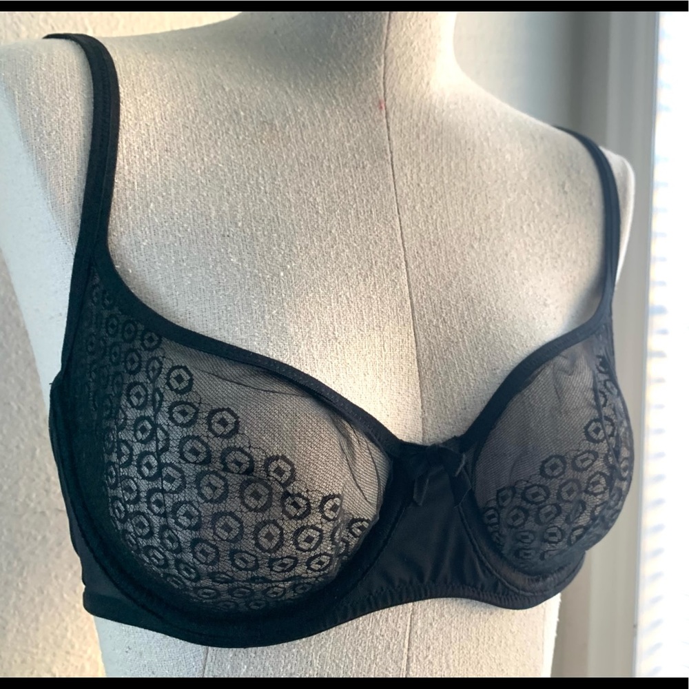 VICTORIA’S SECRET NEW NWT $48 BRA 34C UNLINED BALCONET